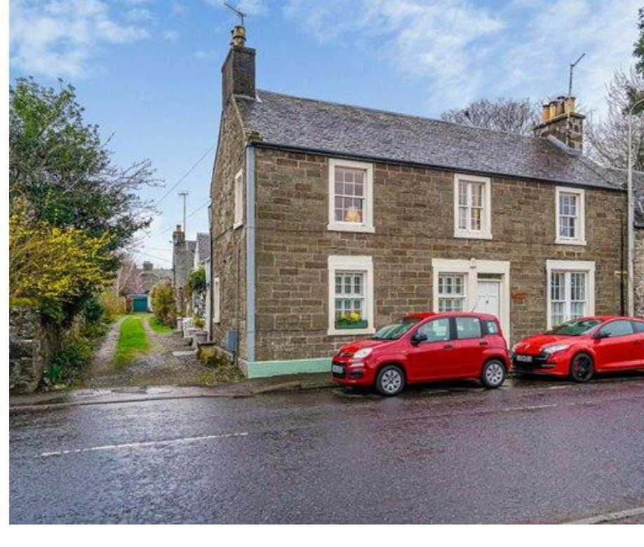 Pretty Ground Cottage In Comrie Exteriér fotografie